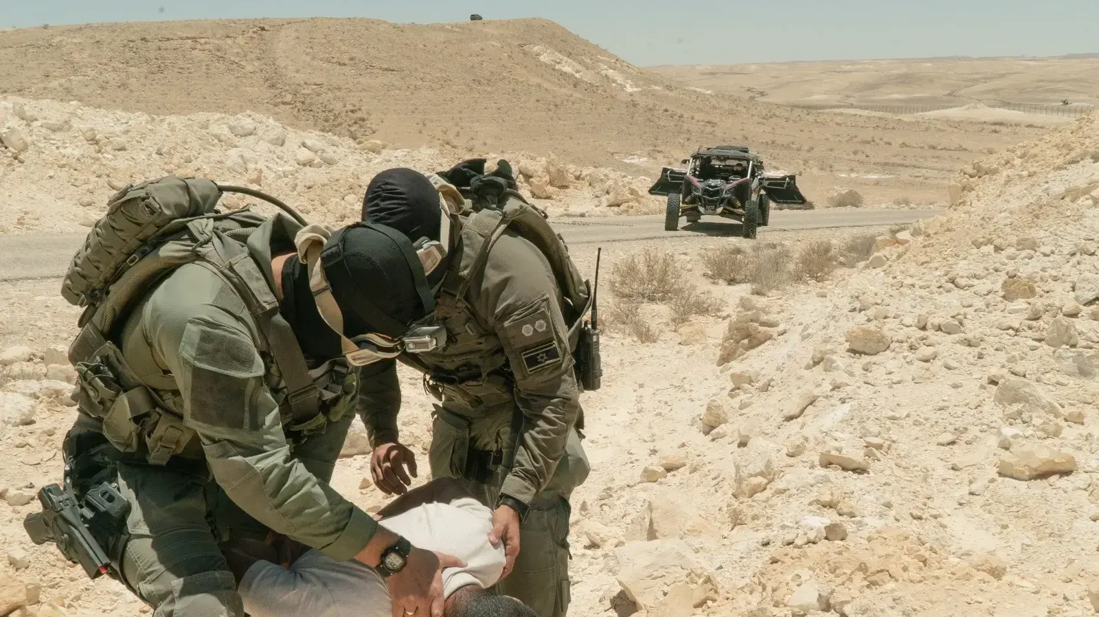 התמודדות עם תופעת ההברחות בגבול מצרים ומבצע ״מגן ניצנה״
תמונות מדימוי סיכול ההברחה 11 ביולי 2021 התמודדות עם תופעת ההברחות בגבול מצרים ומבצע ״מגן ניצנה״
תמונות מדימוי סיכול ההברחה 11 ביולי 2021