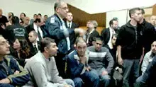 בני משפחת חרירי-עיאט בבית משפט השלום בתל אביב בני משפחת חרירי-עיאט בבית משפט השלום בתל אביב