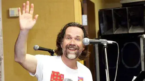 בראד דלפ מ'בוסטון' מת בראד דלפ מ'בוסטון' מת