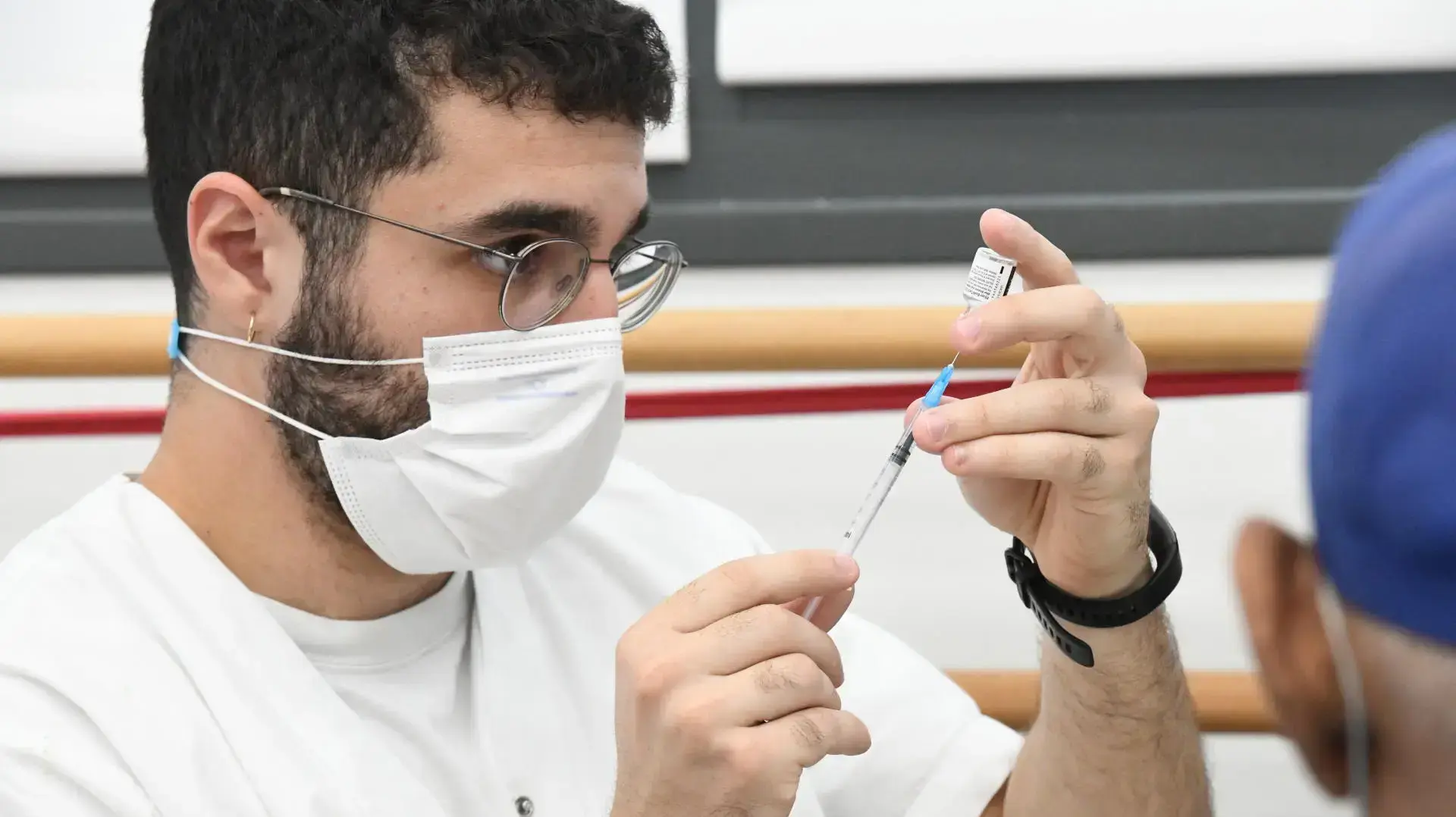 מתחם חיסונים של כללית בפתח תקוה 16 באוגוסט 2021 מתחם חיסונים של כללית בפתח תקוה 16 באוגוסט 2021