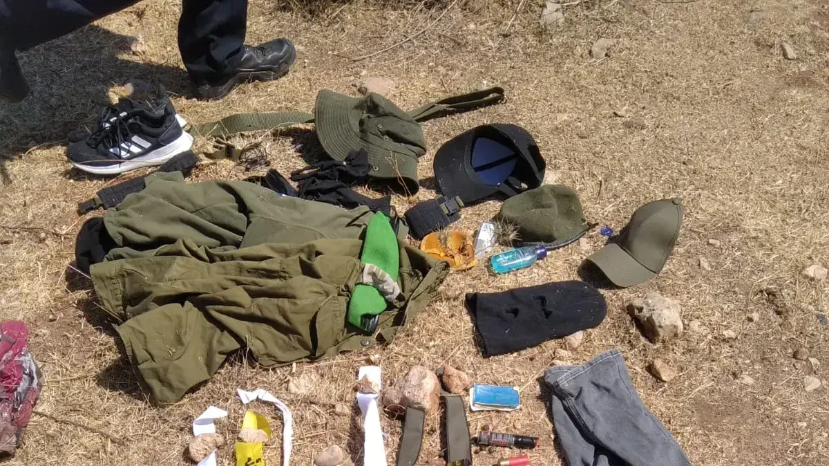 הנשקים שנתפסו במהלך סיכול הפיגוע סמוך למעלה לבונה הנשקים שנתפסו במהלך סיכול הפיגוע סמוך למעלה לבונה