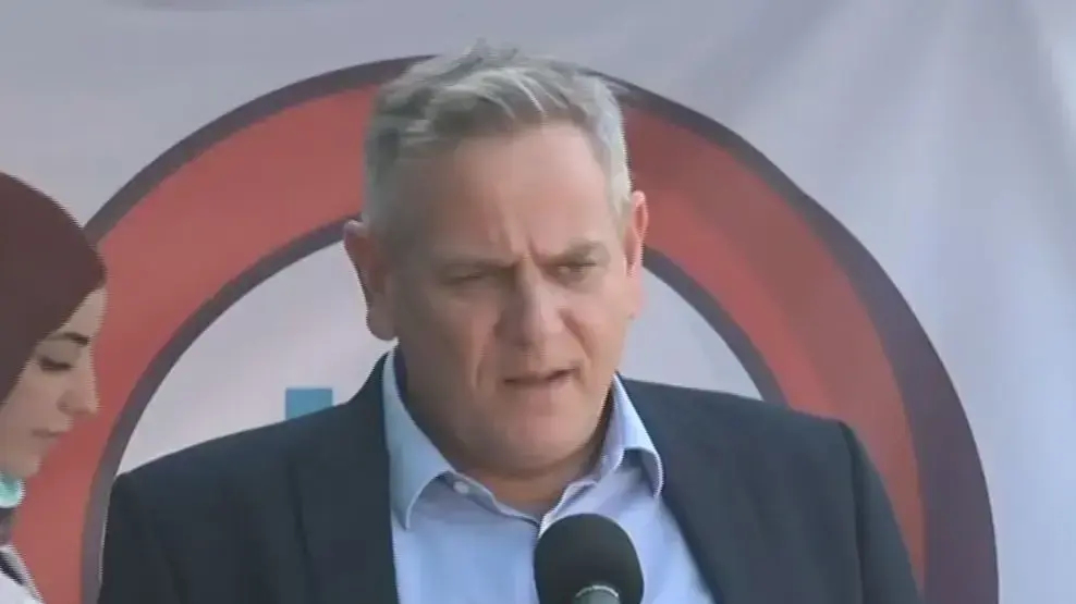 שר הבריאות ניצן הורוביץ משיק את קמפיין "חיסון עד הבית", כפר קאסם, 23 באוגוסט 2021 שר הבריאות ניצן הורוביץ משיק את קמפיין "חיסון עד הבית", כפר קאסם, 23 באוגוסט 2021