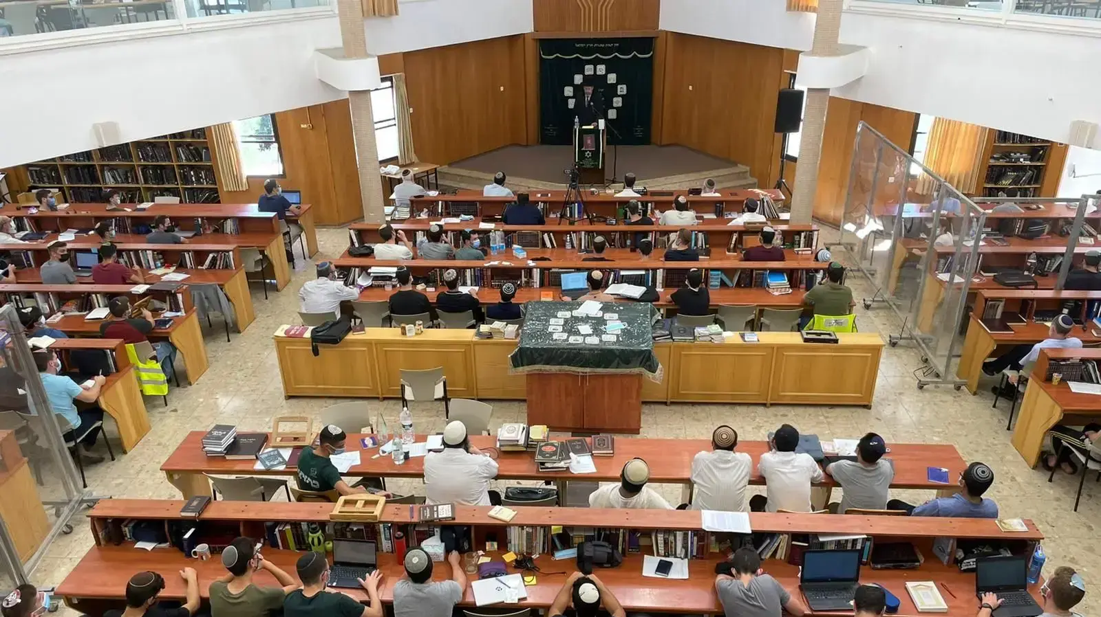 הרב לאו הרב לאו