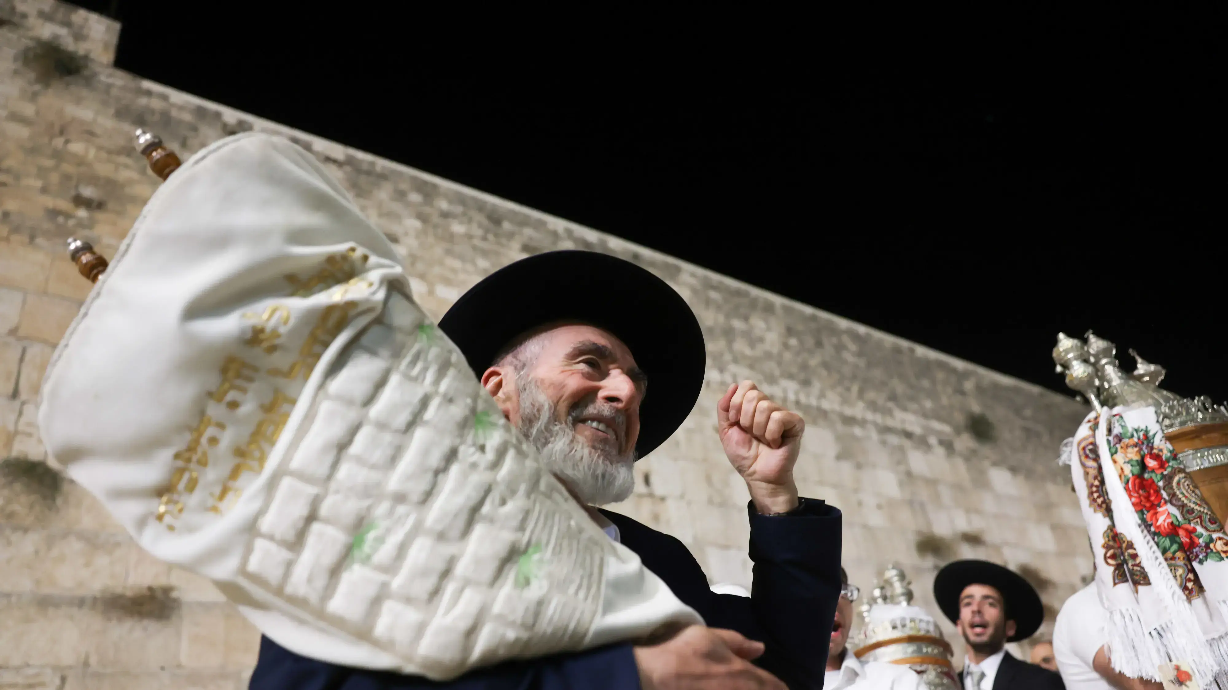 הקפות שניות של שמחת תורה בכותל המערבי, 28 בספטמבר 2021 הקפות שניות של שמחת תורה בכותל המערבי, 28 בספטמבר 2021