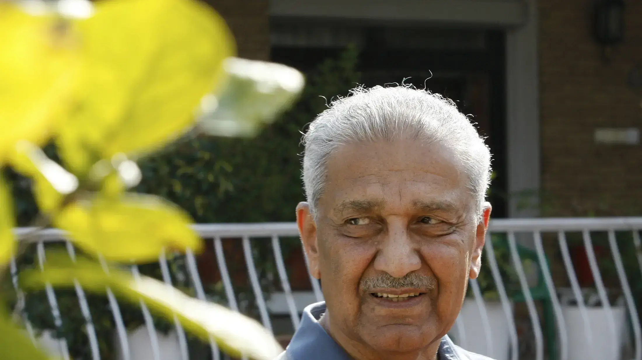 Nuclear scientist Abdul Qadeer Khan smiles at the media after his court verdict outside his residence in Islamabad February 6, 2009. A Pakistani court declared on Friday disgraced nuclear scientist Khan a free man,his lawyer said. Khan, lionised by many Pakistanis as the father of the country's atomic bomb, was pardoned but placed under house arrest in 2004 by the then president, Pervez Musharraf, soon after he made a televised confession to selling nuclear secrets to Iran, North Korea and Liby Nuclear scientist Abdul Qadeer Khan smiles at the media after his court verdict outside his residence in Islamabad February 6, 2009. A Pakistani court declared on Friday disgraced nuclear scientist Khan a free man,his lawyer said. Khan, lionised by many Pakistanis as the father of the country's atomic bomb, was pardoned but placed under house arrest in 2004 by the then president, Pervez Musharraf, soon after he made a televised confession to selling nuclear secrets to Iran, North Korea and Liby