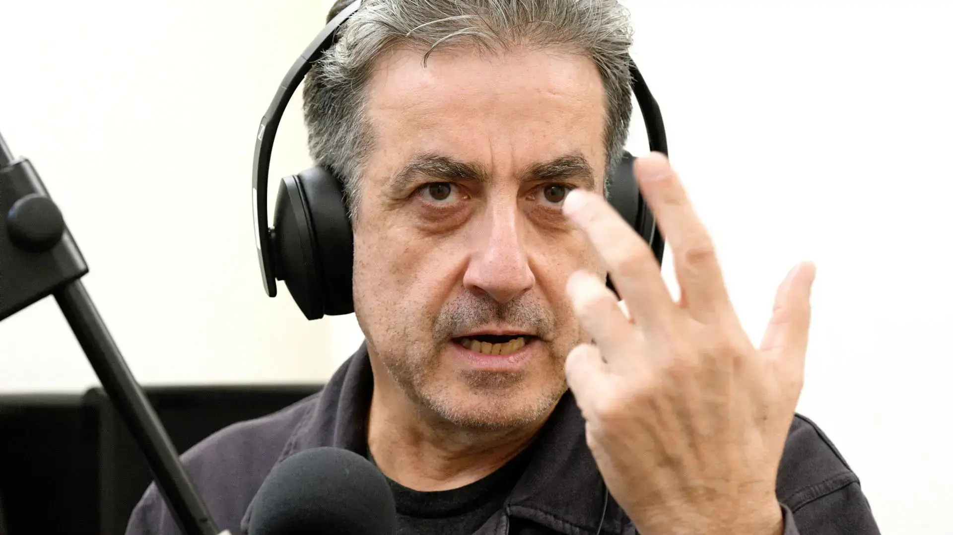 מנשה נוי מנשה נוי