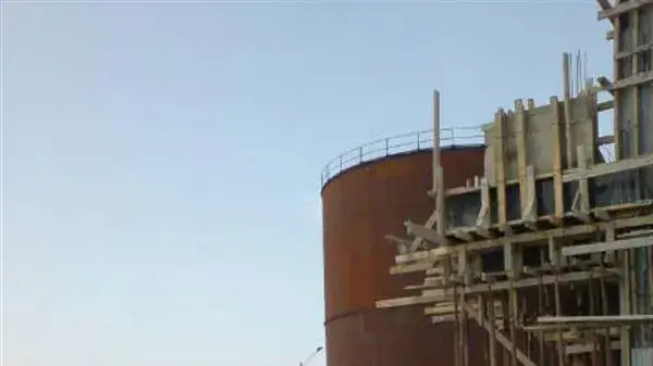 פועלים נפלו מפיגומים ונפצעו קשה פועלים נפלו מפיגומים ונפצעו קשה