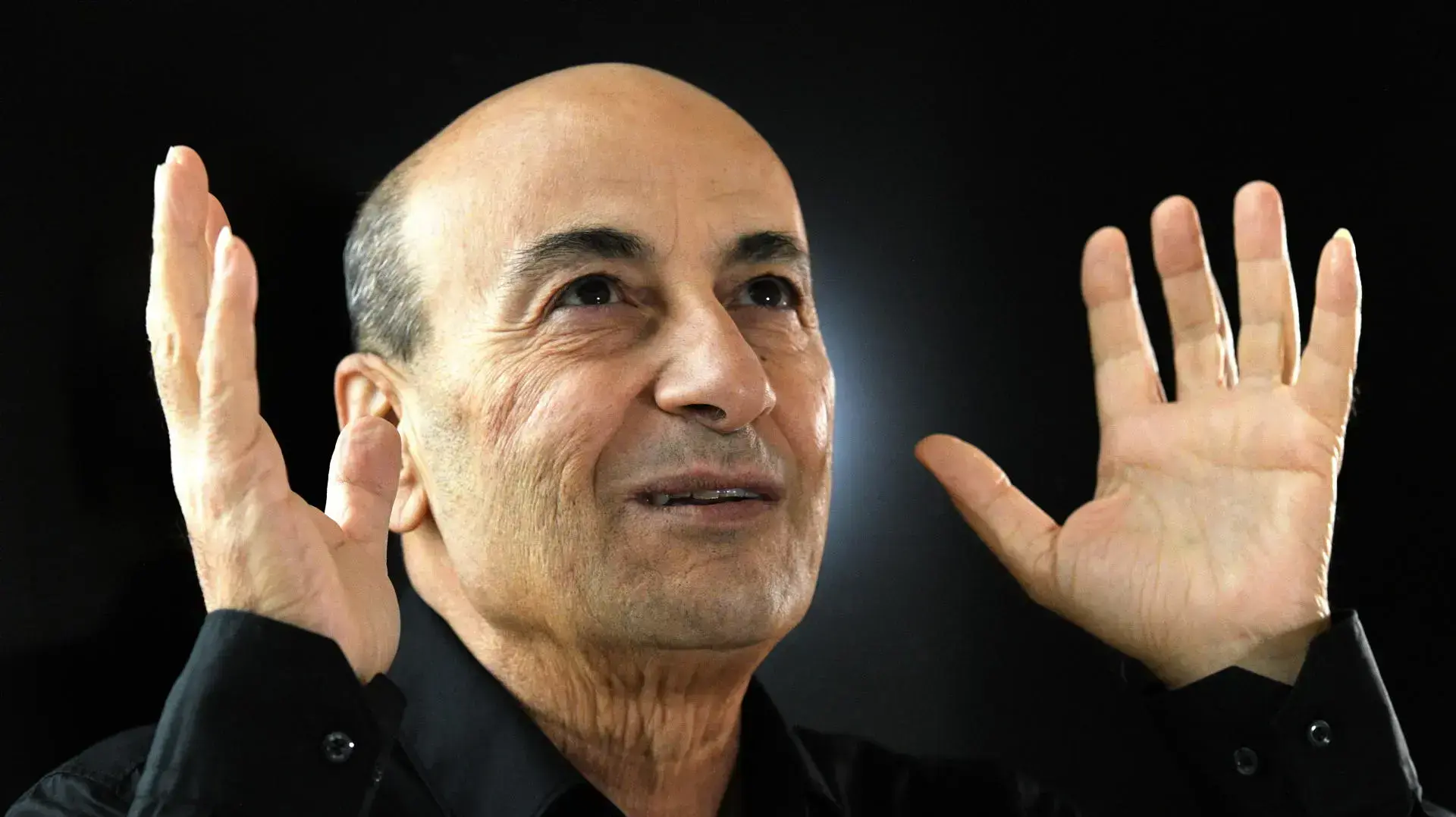 "כשאני מופיע עם התזמורת אני מרגיש שוב בן 11". קלה "כשאני מופיע עם התזמורת אני מרגיש שוב בן 11". קלה