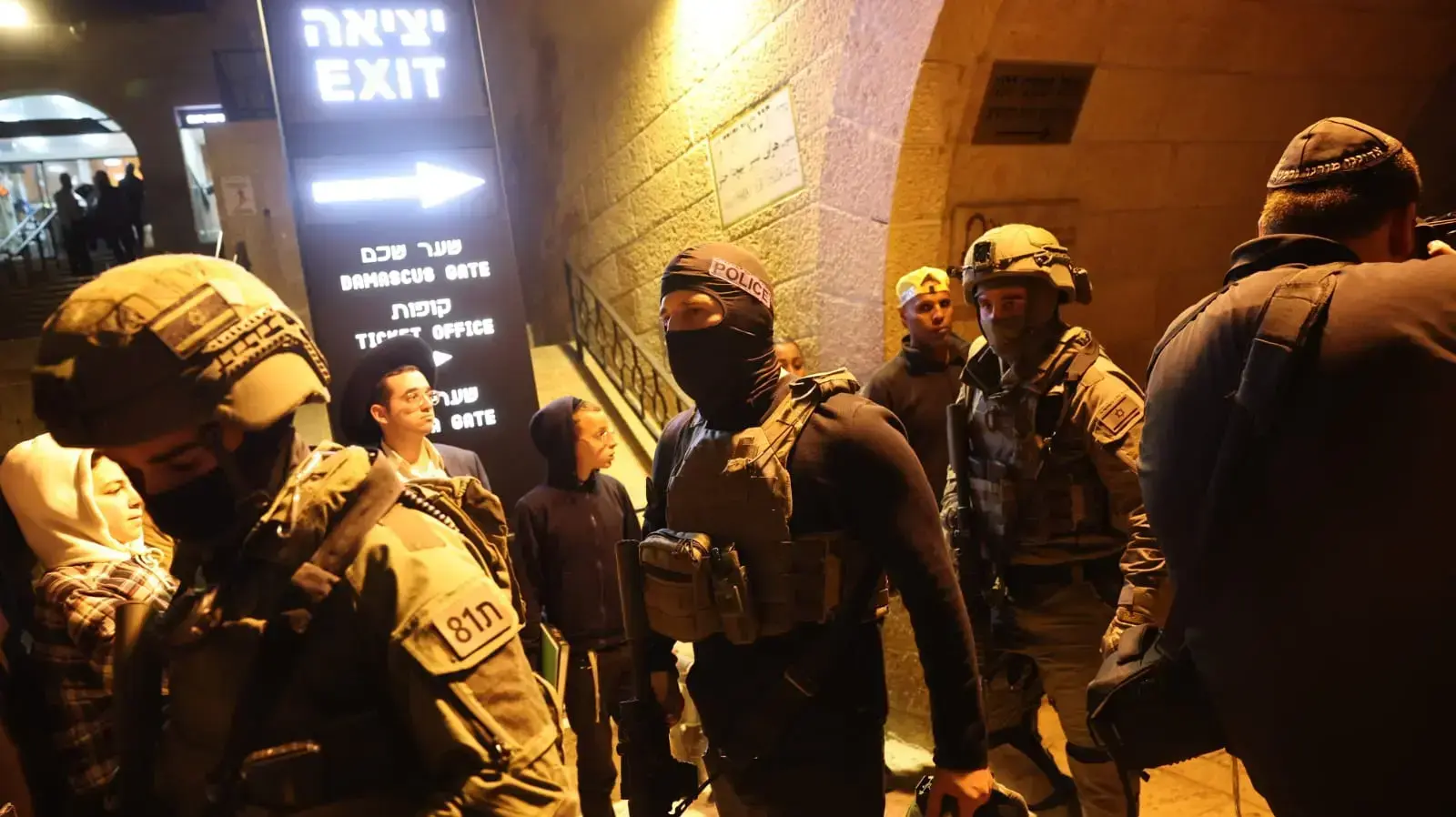 סמוך לזירת פיגוע דקירה בעיר העתיקה, ירושלים, 7 במרץ 2022 סמוך לזירת פיגוע דקירה בעיר העתיקה, ירושלים, 7 במרץ 2022