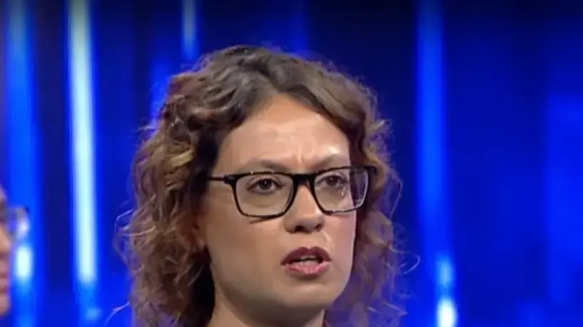 ענת קם המרדף ענת קם המרדף