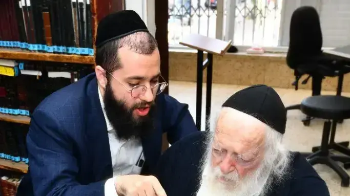 הרב קנייבסקי מורה לחסן ילדים לקורונה הרב קנייבסקי מורה לחסן ילדים לקורונה