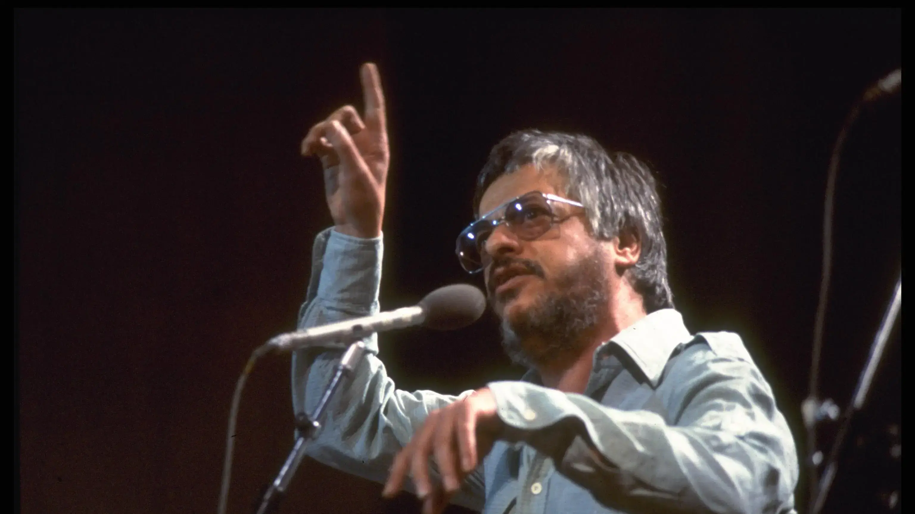 יוסי בנאי בהיכל התרבות, תל אביב, 4 בנובמבר 1979 יוסי בנאי בהיכל התרבות, תל אביב, 4 בנובמבר 1979