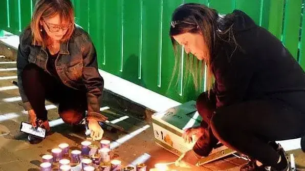 מחאת הורים לילדים בעלי מוגבלוית מול מעון בית דפנה, חולון, 3 במאי 2022 מחאת הורים לילדים בעלי מוגבלוית מול מעון בית דפנה, חולון, 3 במאי 2022