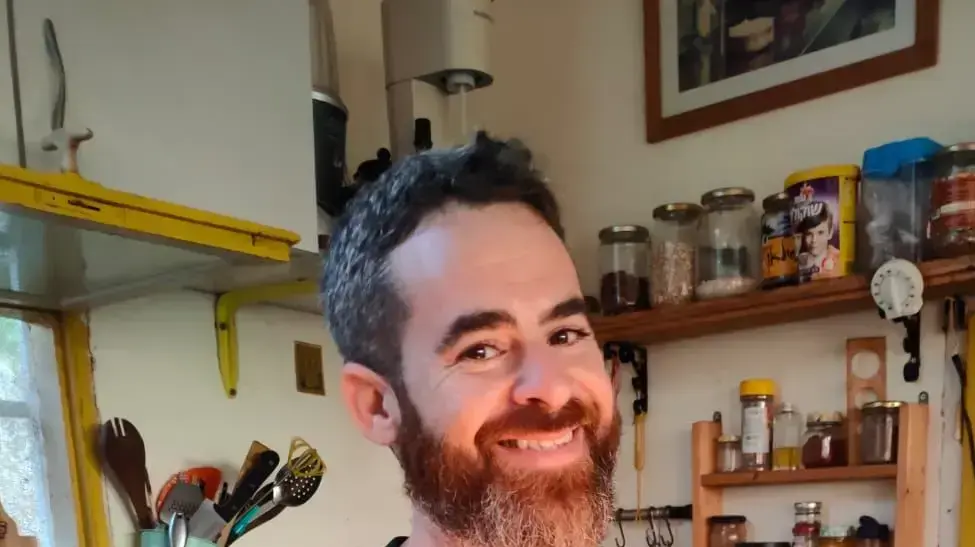 חקר את הנושא עד שמצא תשובה. יהונתן מקרוב