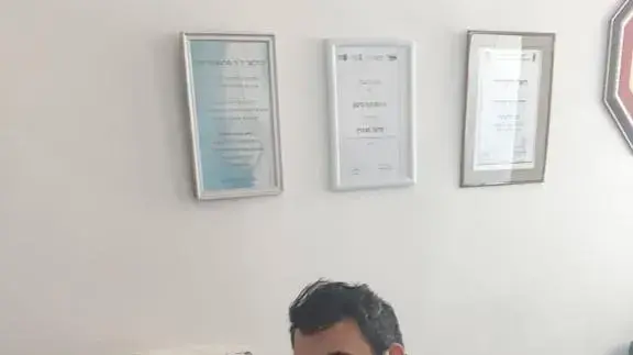 ד"ר שאדי אסלאן (34) שהתמוטט ומת במהלך משמרת בבית החולים בני ציון בחיפה ד"ר שאדי אסלאן (34) שהתמוטט ומת במהלך משמרת בבית החולים בני ציון בחיפה