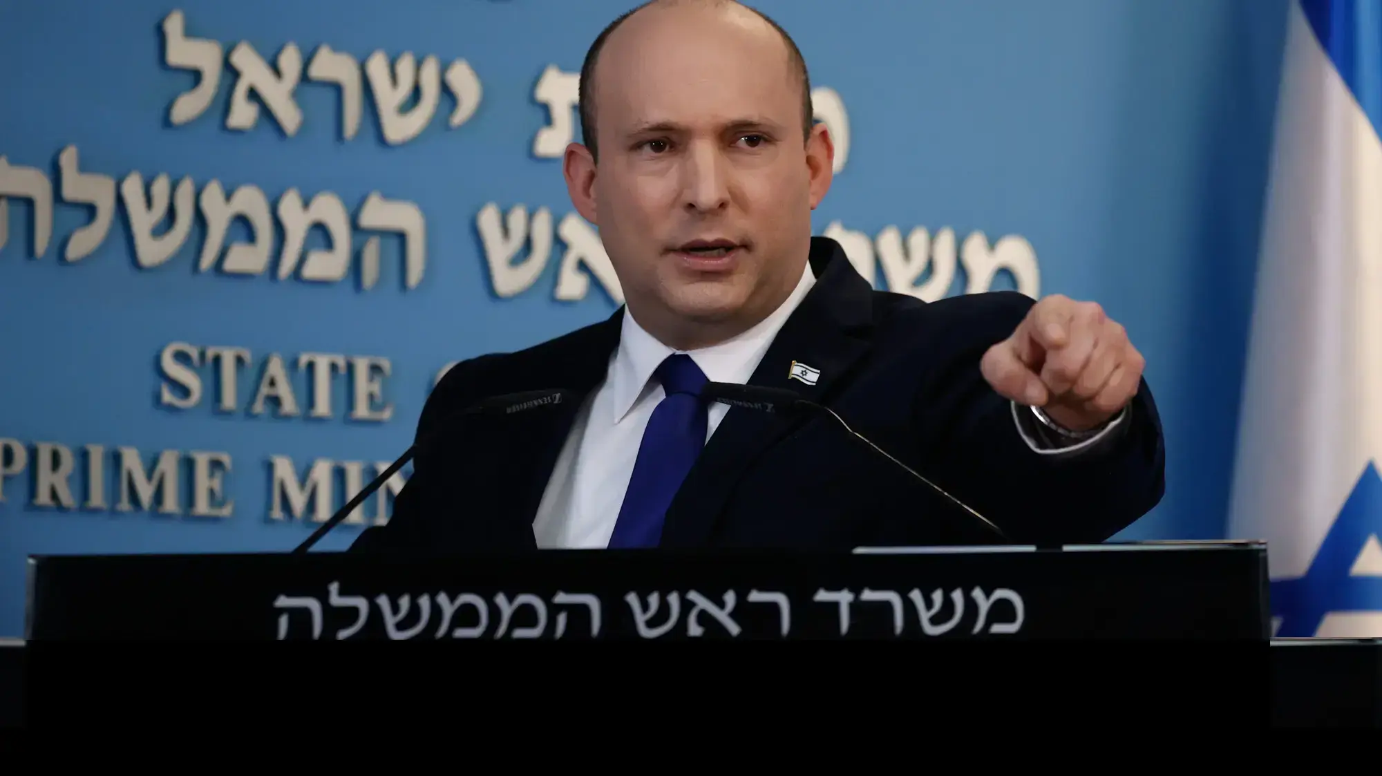 רה"מ נפתלי בנט במשרד ראש הממשלה רה"מ נפתלי בנט במשרד ראש הממשלה