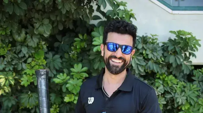 עמוס תמם עמוס תמם