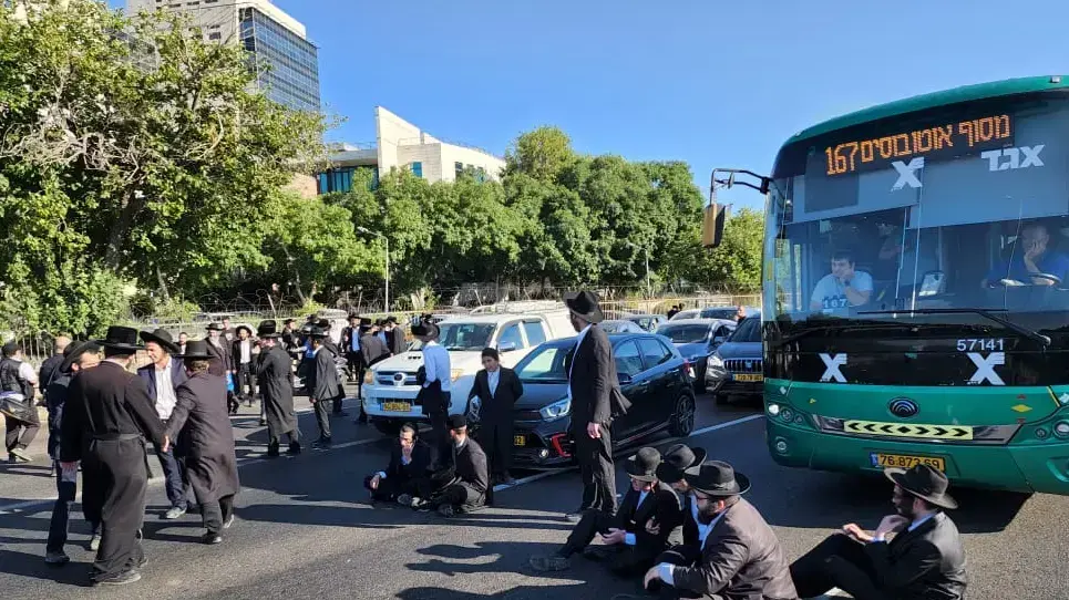 הפגנת חרדים בבני ברק 27 ביולי 2022 הפגנת חרדים בבני ברק 27 ביולי 2022