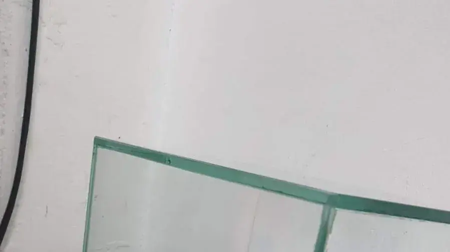 הבובה שנעלמה לאחר שהונחה על קברו של הילד דרור סמדג'ה בן ה-7, שנהרג בנפילה מגובה בברצלונה. אוגוסט 2022 הבובה שנעלמה לאחר שהונחה על קברו של הילד דרור סמדג'ה בן ה-7, שנהרג בנפילה מגובה בברצלונה. אוגוסט 2022