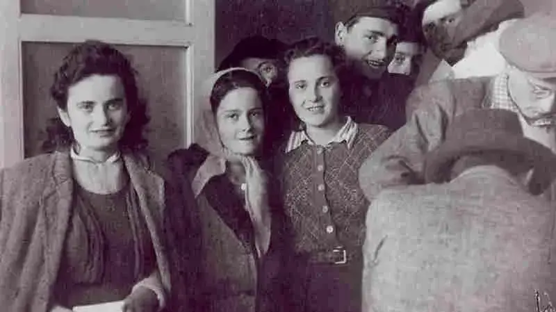 אלקה בורנשטיין אלקה בורנשטיין