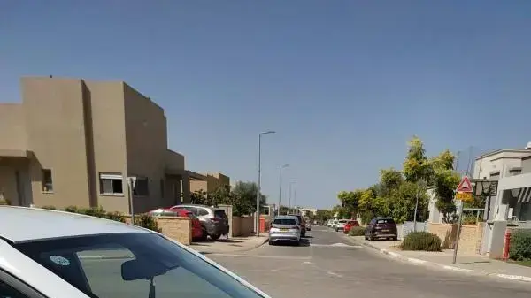 רכב שנפגע במשמר הנגב מירי תועה מרהט - 24 ספטמבר 2022 רכב שנפגע במשמר הנגב מירי תועה מרהט - 24 ספטמבר 2022
