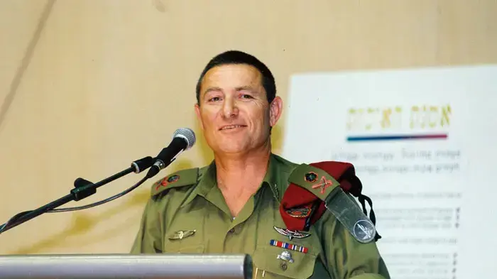 דורון אלמוג דורון אלמוג