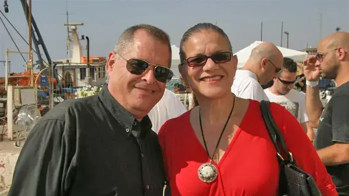 מיכל דליות מנחת סופר נני עם בעלה באירוע הקיץ של קשת מיכל דליות מנחת סופר נני עם בעלה באירוע הקיץ של קשת