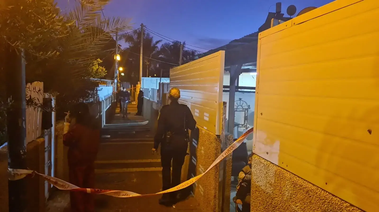 גבר נדקר על ידי ביתה של זוגתו בנתניה. 15 לינואר 2022 גבר נדקר על ידי ביתה של זוגתו בנתניה. 15 לינואר 2022