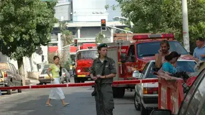 זירת השריפה ברחוב מטלון בתל אביב זירת השריפה ברחוב מטלון בתל אביב