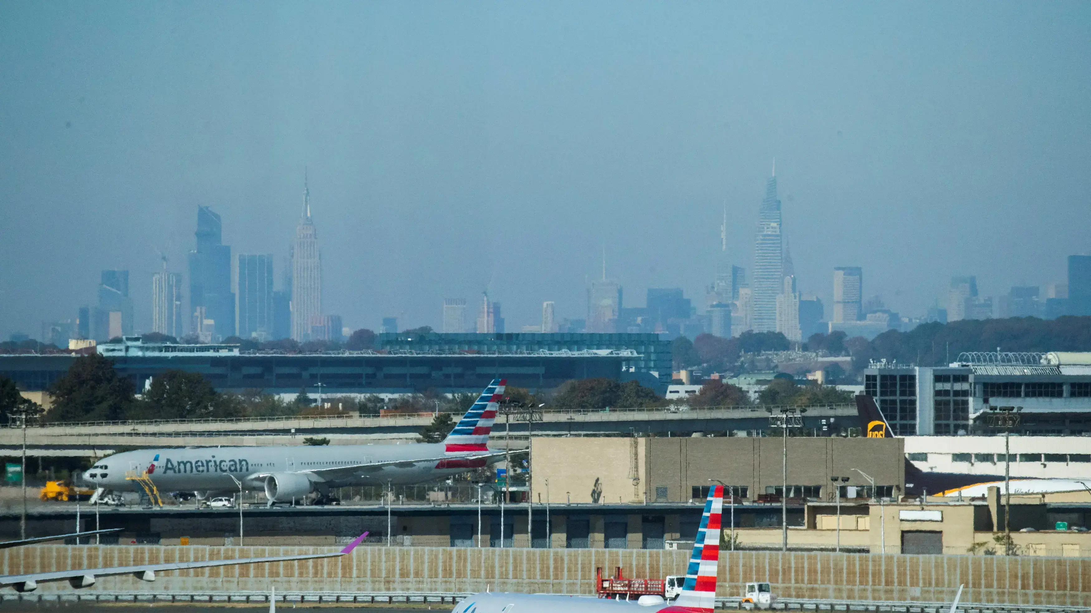 שדה התעופה בניו יורק, JFK. 17 בפברואר 2023 שדה התעופה בניו יורק, JFK. 17 בפברואר 2023