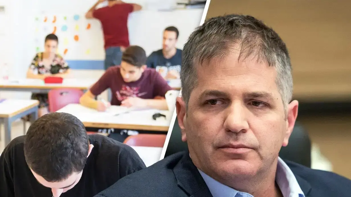שר החינוך יואב קיש, תלמידים נבחנים לבגרות שר החינוך יואב קיש, תלמידים נבחנים לבגרות