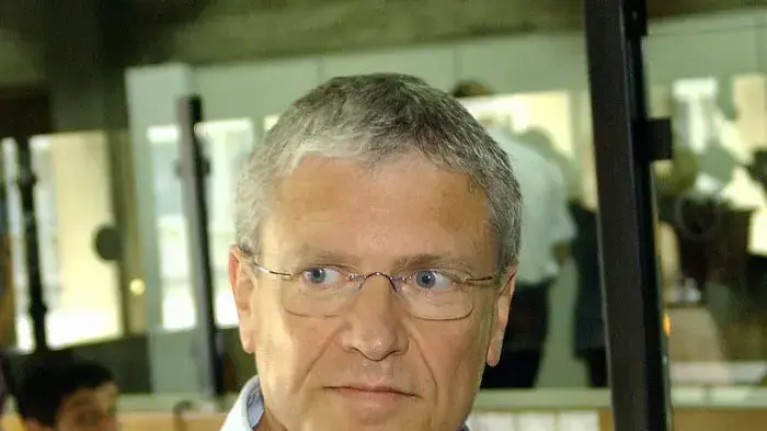 ערן שנדר פרקליט המדינה ערן שנדר פרקליט המדינה