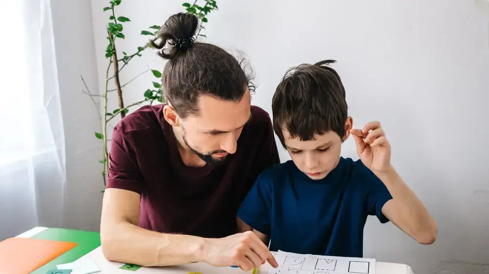 לתת לילד ולבוגר האוטיסט כלים ואסטרטגיות שיקלו עליו להסתגל ולהשתתף בשגרות החיים לתת לילד ולבוגר האוטיסט כלים ואסטרטגיות שיקלו עליו להסתגל ולהשתתף בשגרות החיים