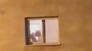 זוג בחלון זוג בחלון