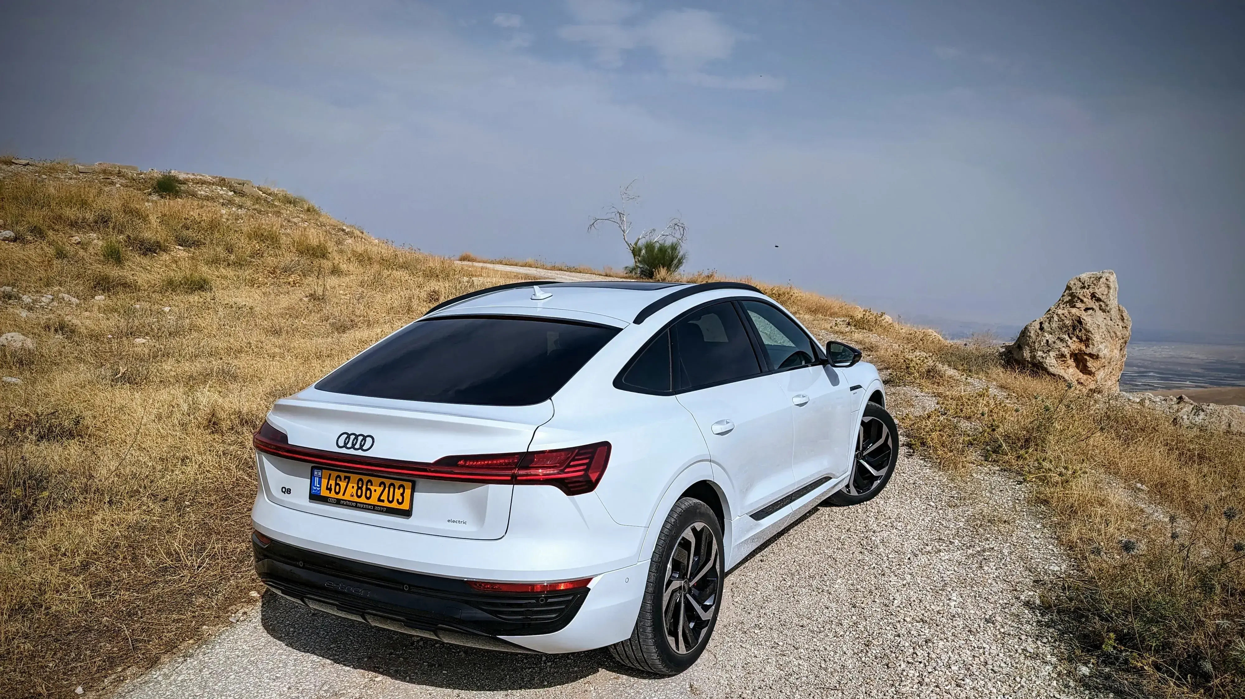 אודי Q8 ETRON אודי Q8 ETRON