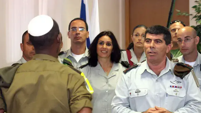 הרמטכ"ל גבי אשכנזי, אלוף משנה מירי רגב הרמטכ"ל גבי אשכנזי, אלוף משנה מירי רגב