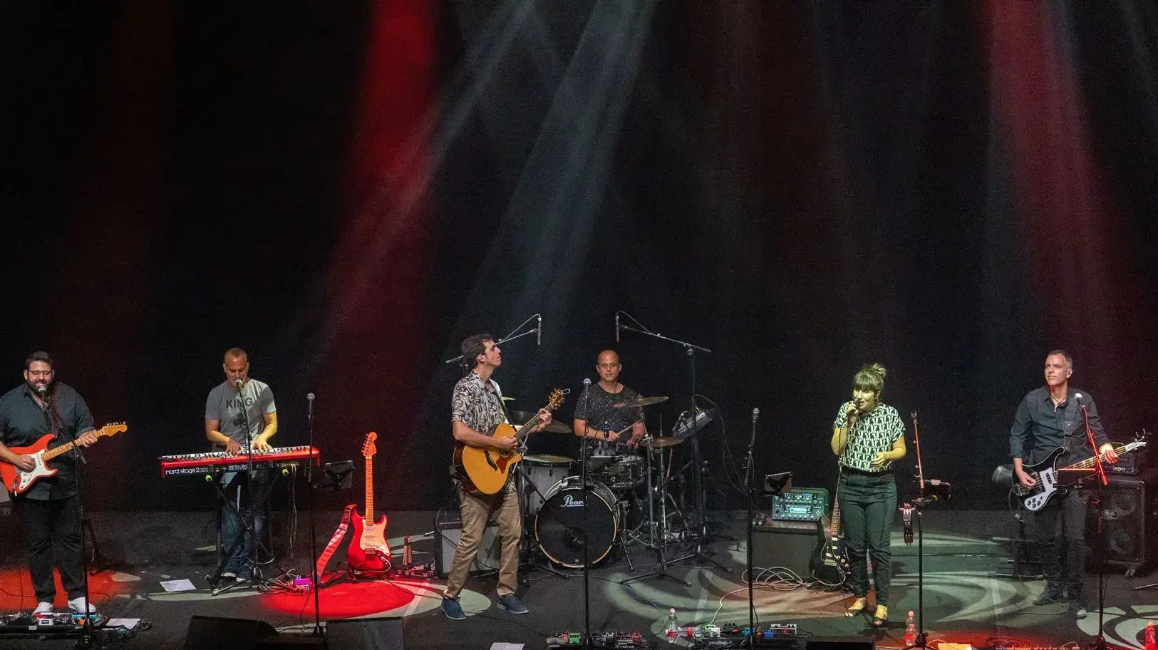 מופע מחווה ליצחק קלפטר בהשתתפות חמי רודנר מופע מחווה ליצחק קלפטר בהשתתפות חמי רודנר