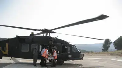 אנשי זק"א מחלצים נער חרדי שהתייבש בנחל עמוד (יוסי ימפל - מד"צ זק"א) אנשי זק"א מחלצים נער חרדי שהתייבש בנחל עמוד (יוסי ימפל - מד"צ זק"א)