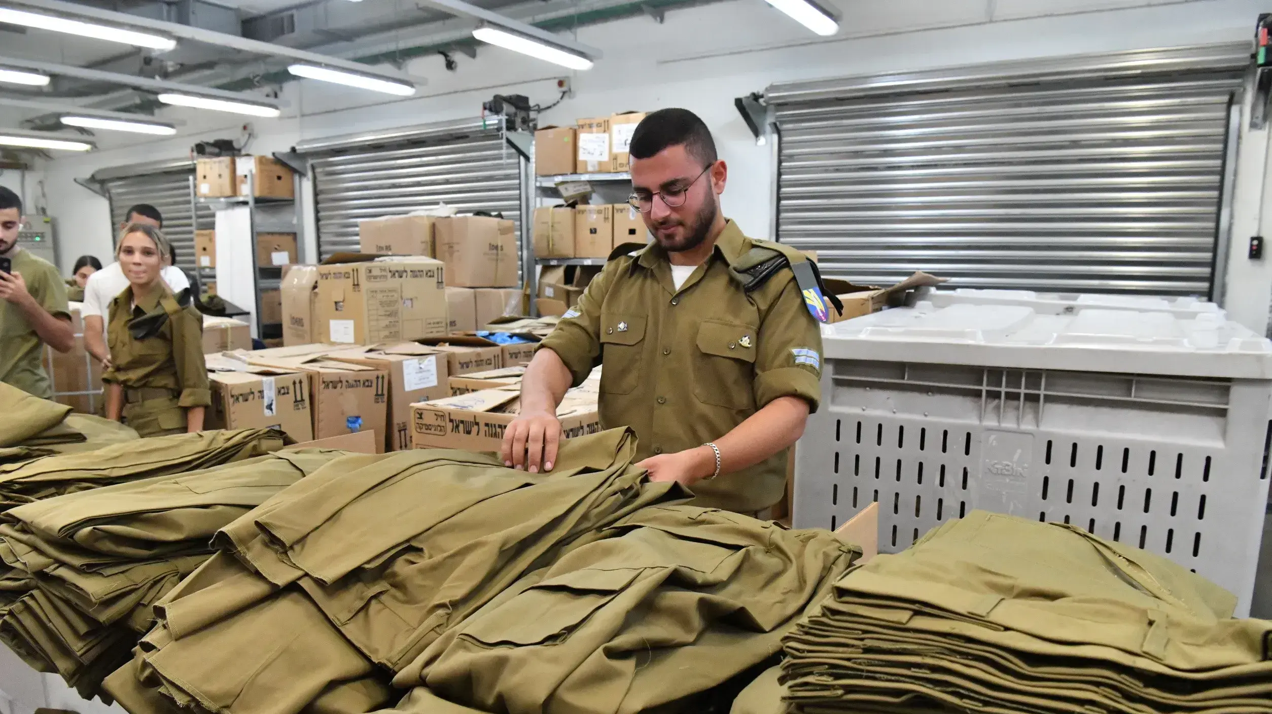 מתגייסים לצה"ל, לשכת הגיוס, בקו"ם, תל השומר, 9 באוגוסט 2023 מתגייסים לצה"ל, לשכת הגיוס, בקו"ם, תל השומר, 9 באוגוסט 2023
