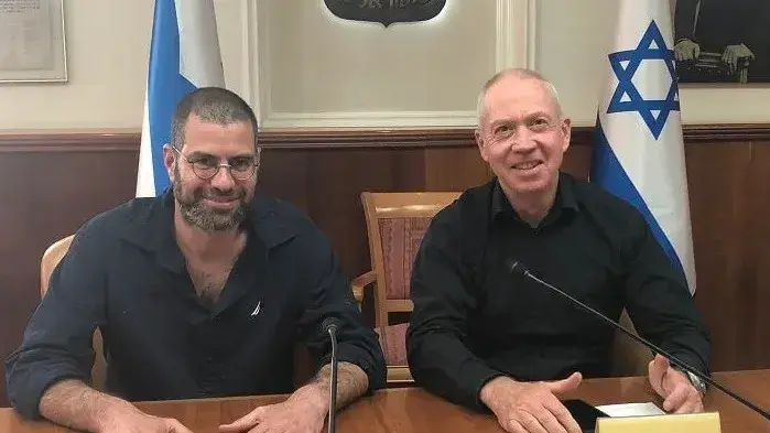 השר יואב גלנט וחגי רזניק השר יואב גלנט וחגי רזניק