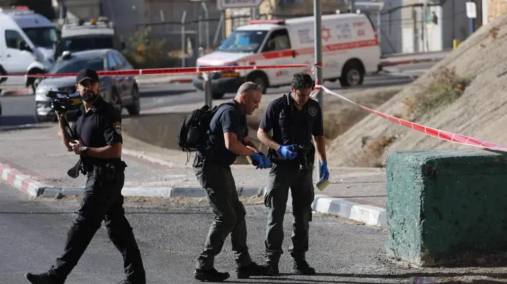 ניסיון פיגוע דקירה במחסום מזמוריה סמוך לירושלים ניסיון פיגוע דקירה במחסום מזמוריה סמוך לירושלים