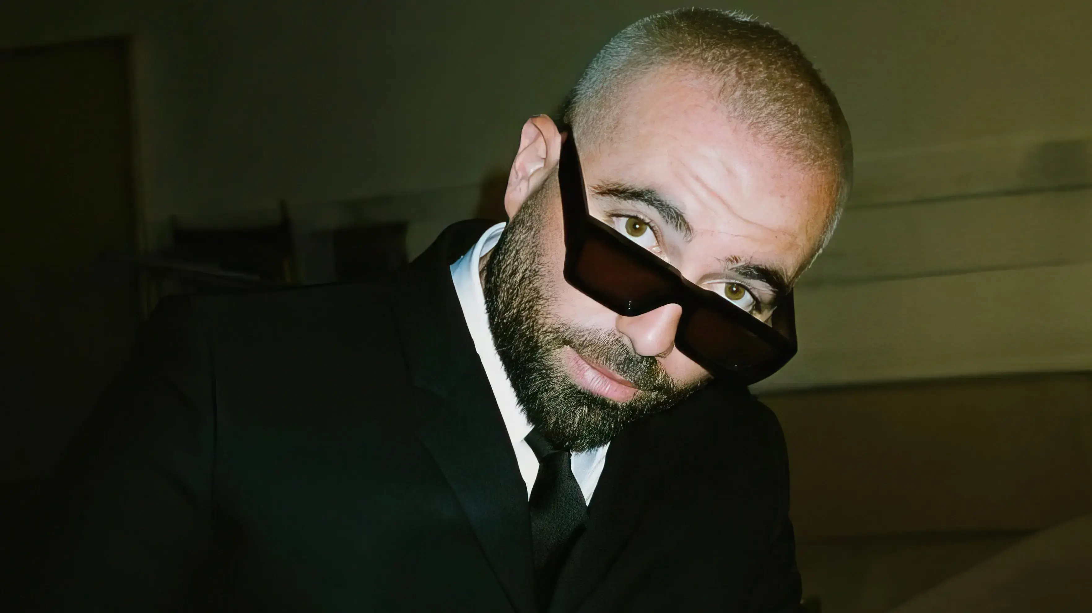 עומר אדם עומר אדם