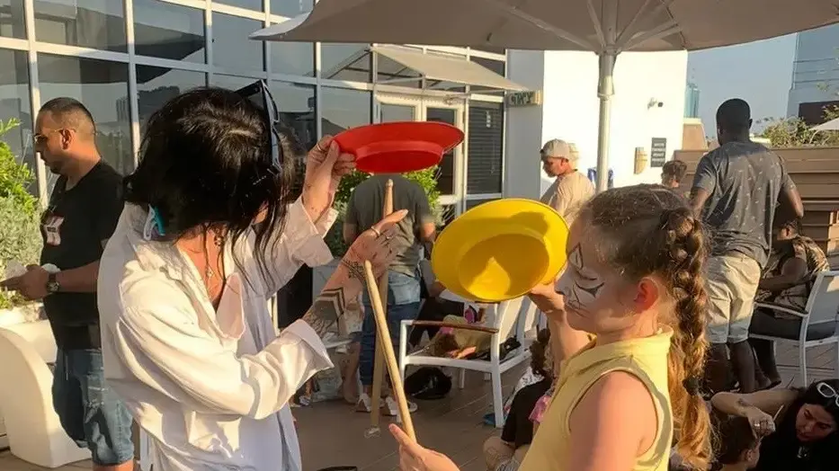 ביחד עם ילדי העוטף - סיירת השמחה בתל אביב ביחד עם ילדי העוטף - סיירת השמחה בתל אביב