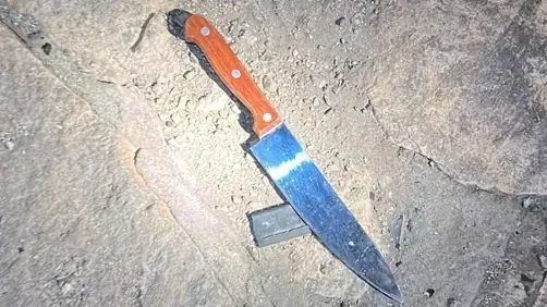 סכין המחבל שניסה לדקור לוחם צה"ל סמוך לחברון - וחוסל. 14 בנובמבר 2023 סכין המחבל שניסה לדקור לוחם צה"ל סמוך לחברון - וחוסל. 14 בנובמבר 2023