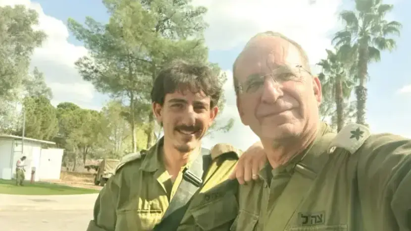 אביה ונתאי רוזן
אביה ונתאי רוזן