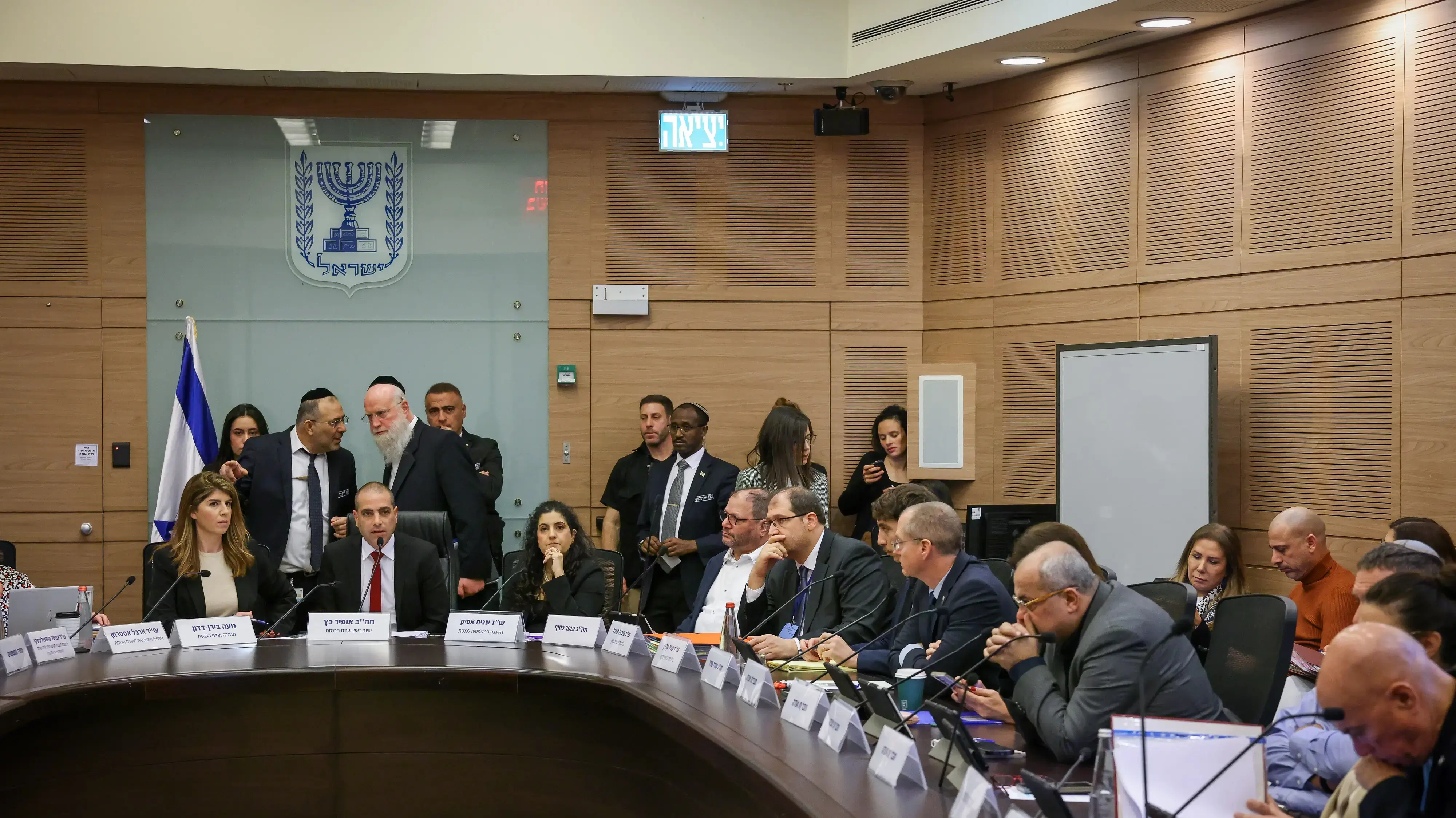 דיון בבקשה להפסקת חברותו בכנסת של חה"כ עופר כסיף, ועדת הכנסת, 29 בינואר 2023 דיון בבקשה להפסקת חברותו בכנסת של חה"כ עופר כסיף, ועדת הכנסת, 29 בינואר 2023