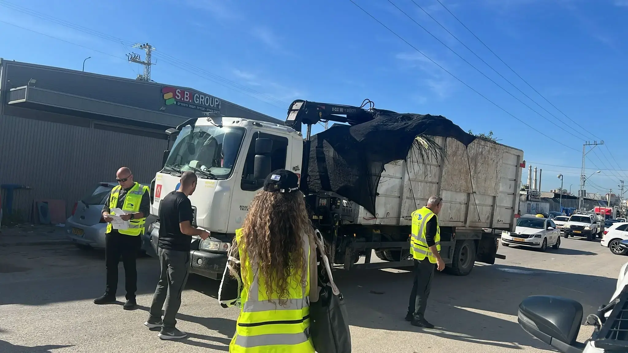 מעצר שני תושבי טייבה החשודים בשפיכת פסולת בגן הלאומי צור נתן. 9 בפברואר 2024 מעצר שני תושבי טייבה החשודים בשפיכת פסולת בגן הלאומי צור נתן. 9 בפברואר 2024