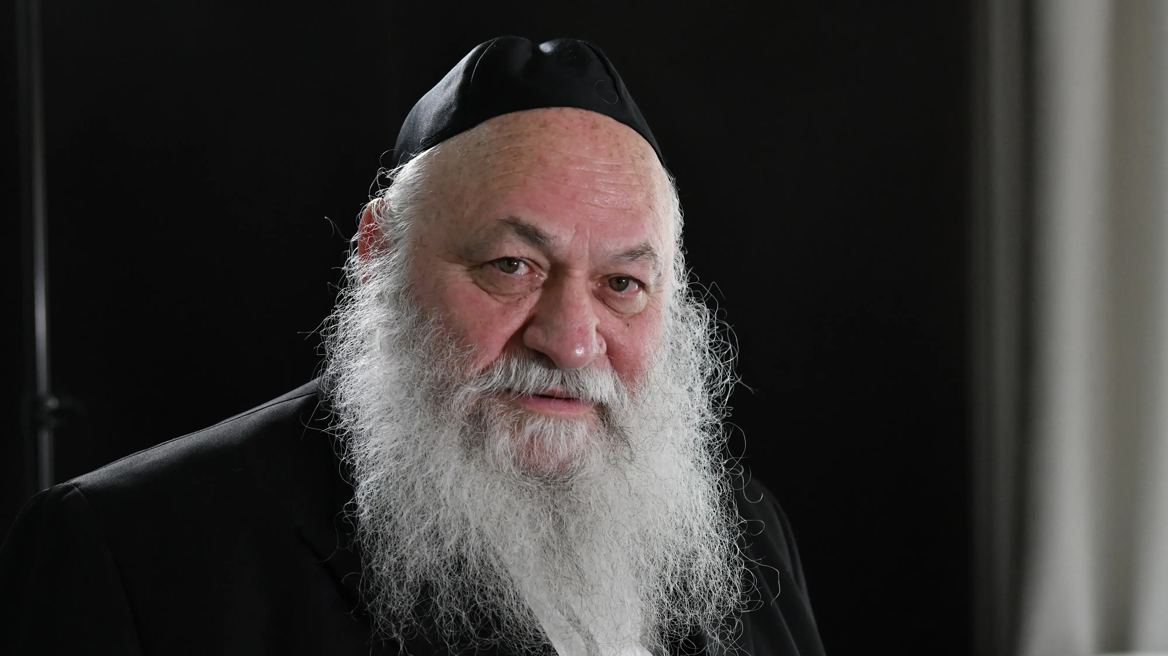 יצחק גולדקנופף יצחק גולדקנופף