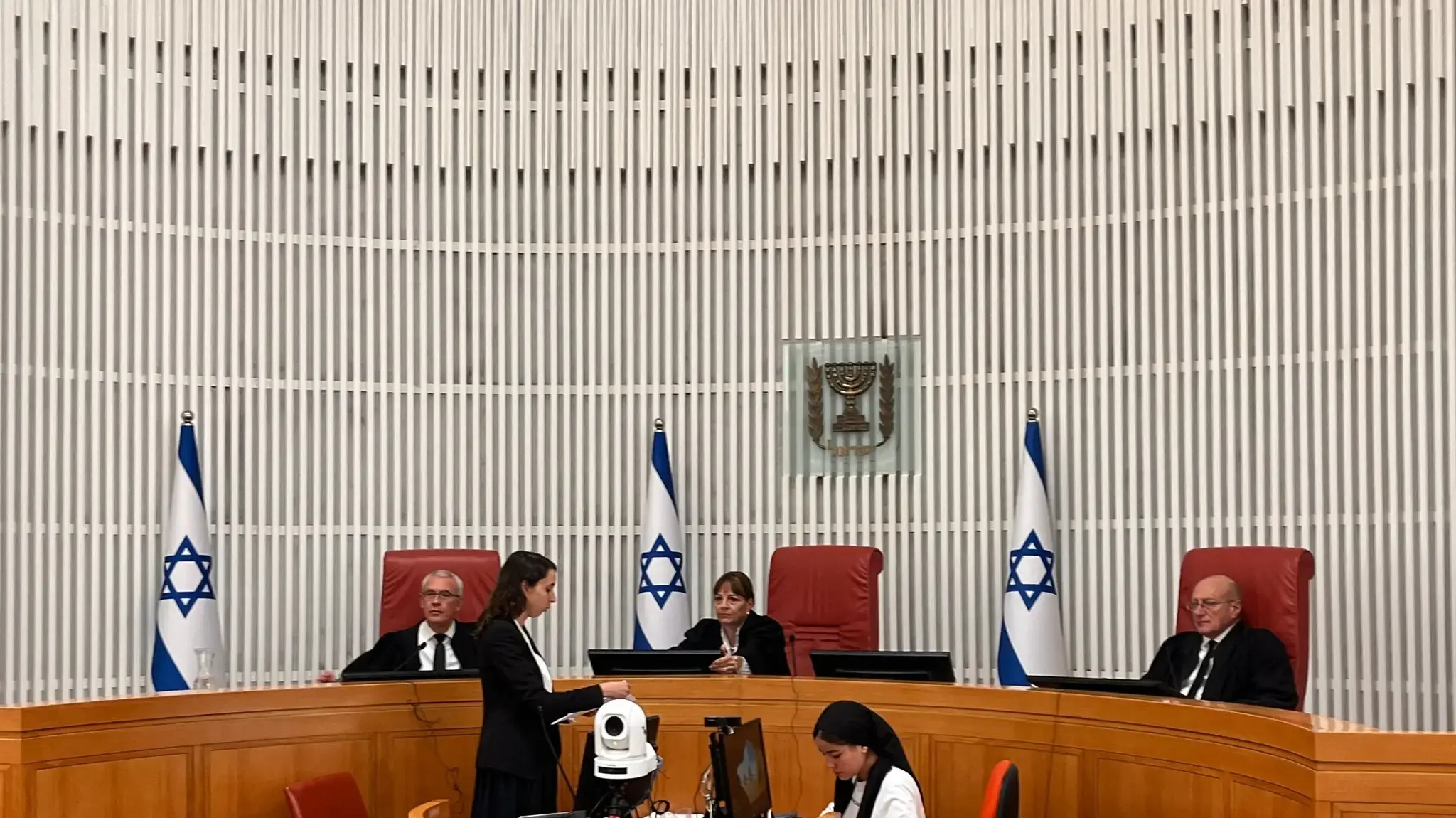 עתירת התנועה למען איכות השלטון נגד שר המשפטים שעניינה להביא לבחירת הוועדה לבחירת שופטים בנשיא ושופטי בית המשפט העליון. ביהמ"ש העליון ירושלים. 18 ביולי 2024 עתירת התנועה למען איכות השלטון נגד שר המשפטים שעניינה להביא לבחירת הוועדה לבחירת שופטים בנשיא ושופטי בית המשפט העליון. ביהמ"ש העליון ירושלים. 18 ביולי 2024