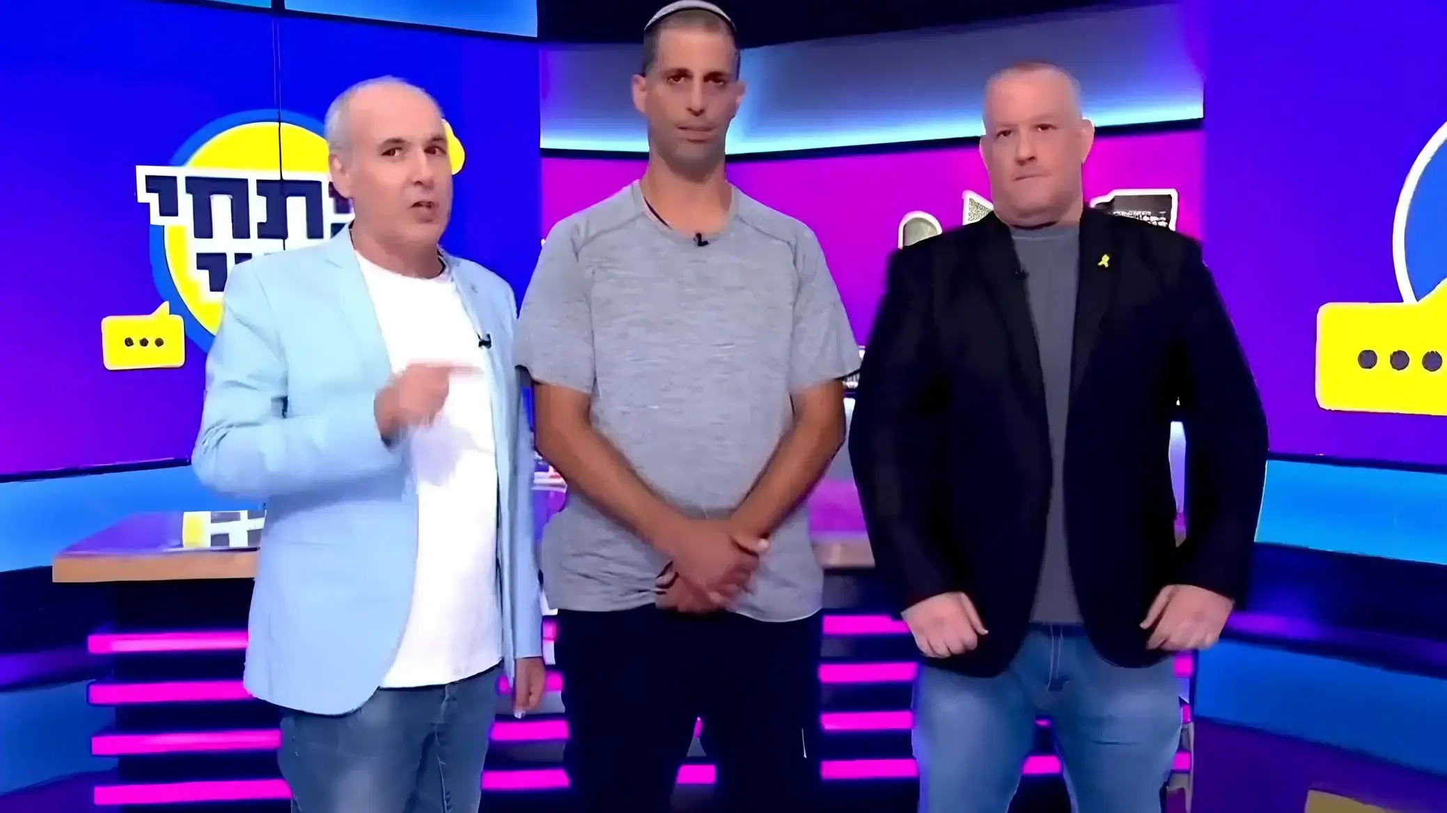 מאיר בן שטרית, לוחם ב"כוח 100" שנחשד בעבירות של אינוס והתעללות בעציר ביטחוני בשדה תימן, בפרומו לאירוחו בתוכנית "פתחי ושי" בערוץ 14